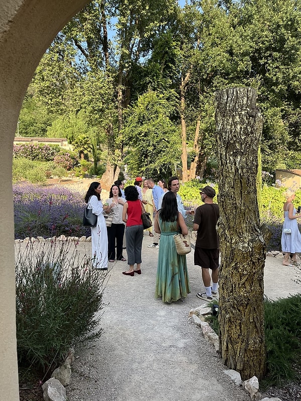 Toile Blanche Sessions — evening gathering