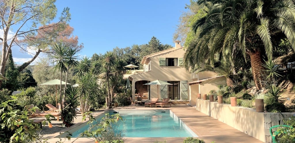 The Houses at Toile Blanche